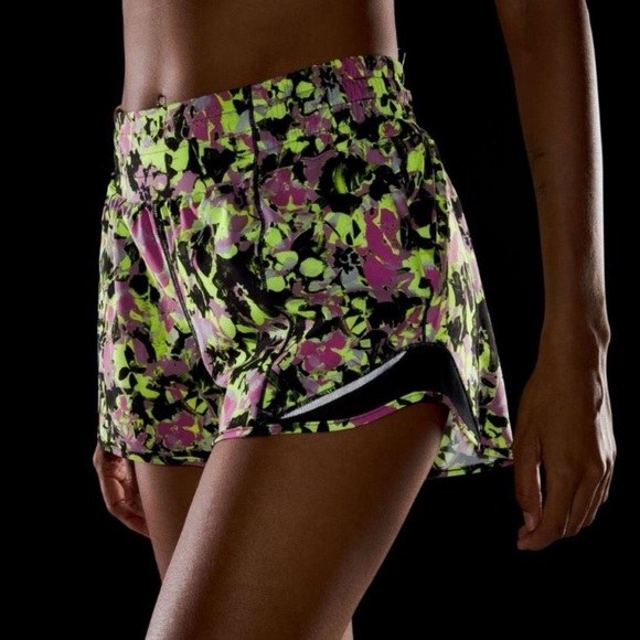 Lululemon Hotty Hot High Rise Atheltic Shorts Inflected Highlight Yellow 12 - Picture 4 of 10